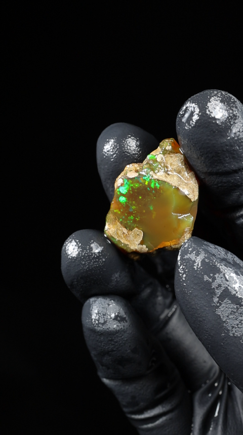 6.08g Rough Specimen