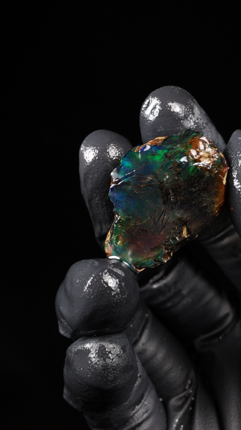 7.53g Rough Specimen