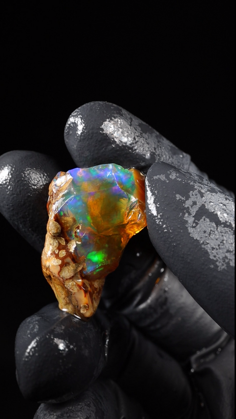 5.93g Rough Specimen