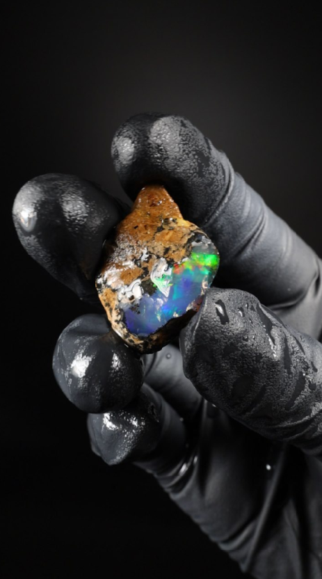 3.22g Rough Specimen