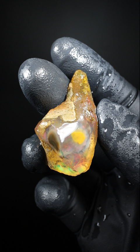 9.28g Rough Specimen