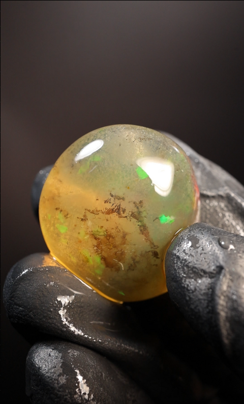 79.78ct Polished Specimen