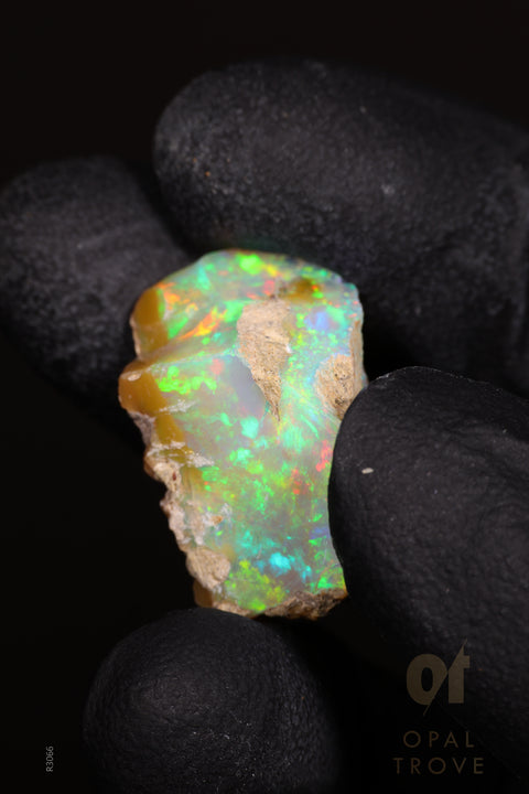 3.22 Rough Ethiopian Jewelry Grade Welo Opal