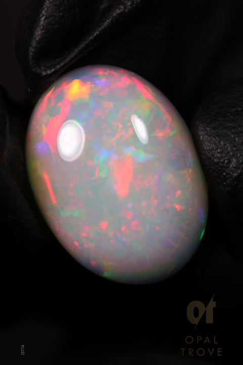 9.80ct Round Cabochon