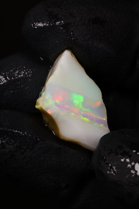 2.17g Chalk Opal
