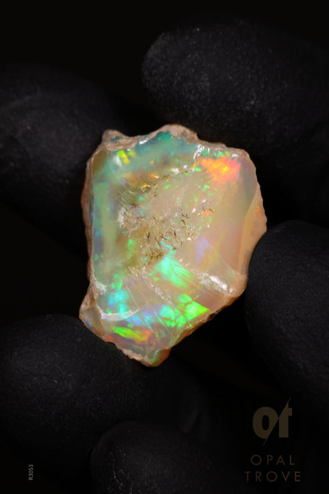 4.05 Rough Ethiopian Jewelry Grade Welo Opal