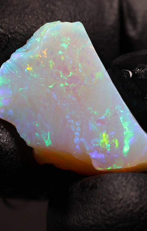 3.29g Chalk Opal