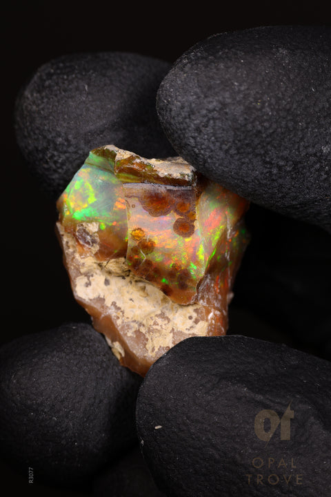2.61 Rough Ethiopian Jewelry Grade Welo Opal