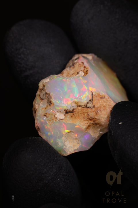 3.39 Rough Ethiopian Jewelry Grade Welo Opal