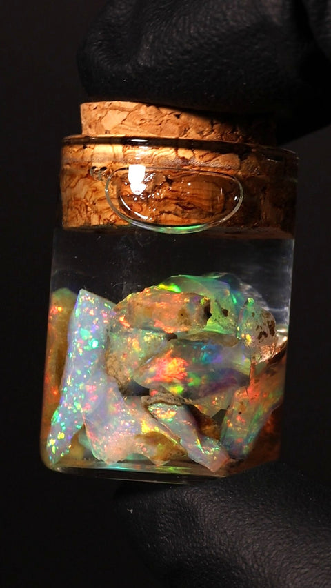 5.00g Chalk Opal Jar