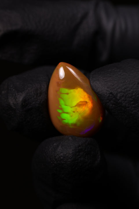 3.60ct Teardrop Cabochon