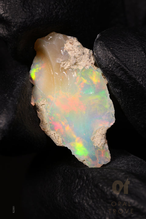 0.95g Rough Ethiopian Jewelry Grade Welo Opal