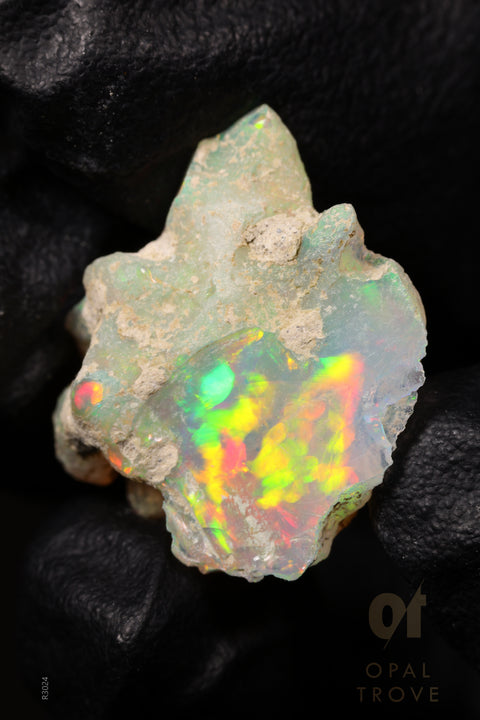 3.07g Rough Ethiopian Jewelry Grade Welo Opal