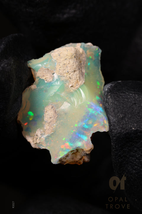 1.06g Rough Ethiopian Jewelry Grade Welo Opal