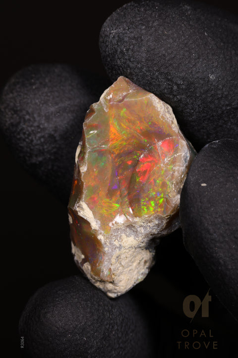 4.13 Rough Ethiopian Jewelry Grade Welo Opal