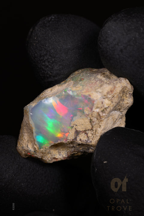 3.98 Rough Ethiopian Jewelry Grade Welo Opal