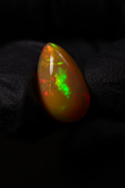 2.30ct Teardrop Cabochon