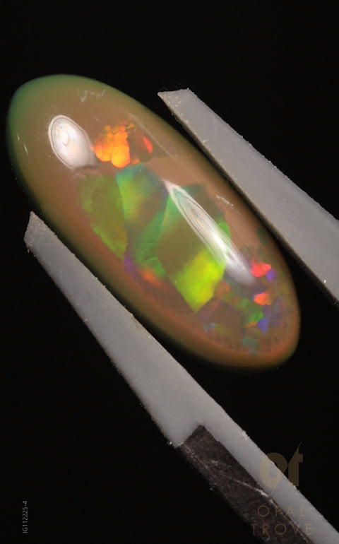 1.85ct Oblong Cabochon
