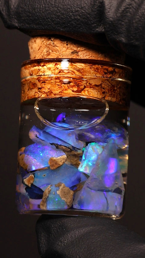 5.00g Chalk Opal Jar