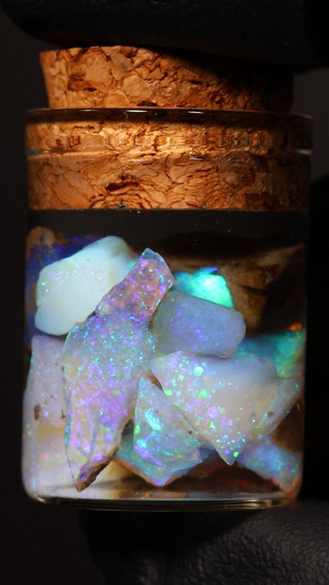 5.00g Chalk Opal Jar