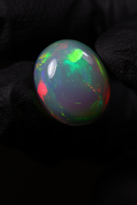 5.60ct Round Cabochon