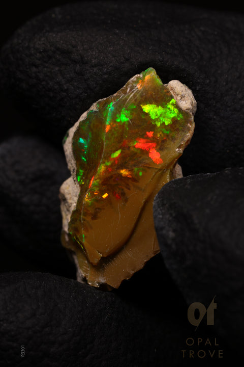 1.40g Rough Ethiopian Jewelry Grade Welo Opal