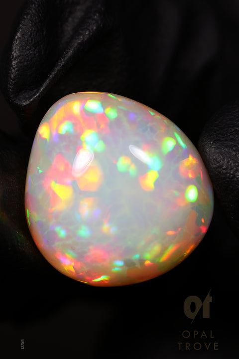 15.25ct Teardrop Cabochon