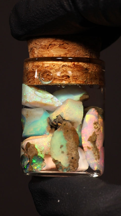 5.00g Chalk Opal Jar