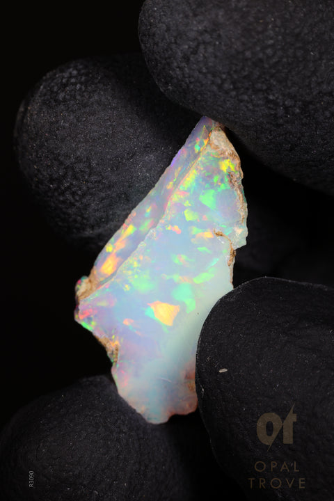 0.98 Rough Ethiopian Jewelry Grade Welo Opal
