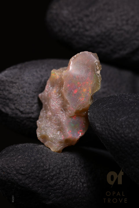 1.03g Rough Ethiopian Jewelry Grade Welo Opal