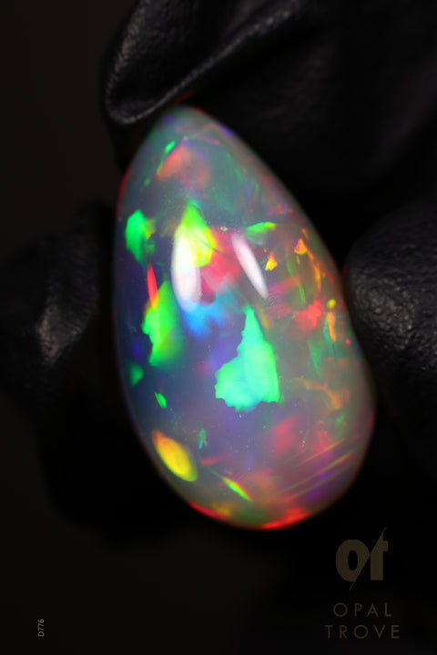 15.85ct Teardrop Cabochon