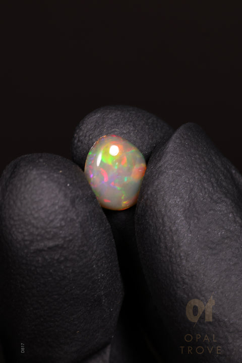0.65ct Natural Ethiopian Teardrop Cabochon