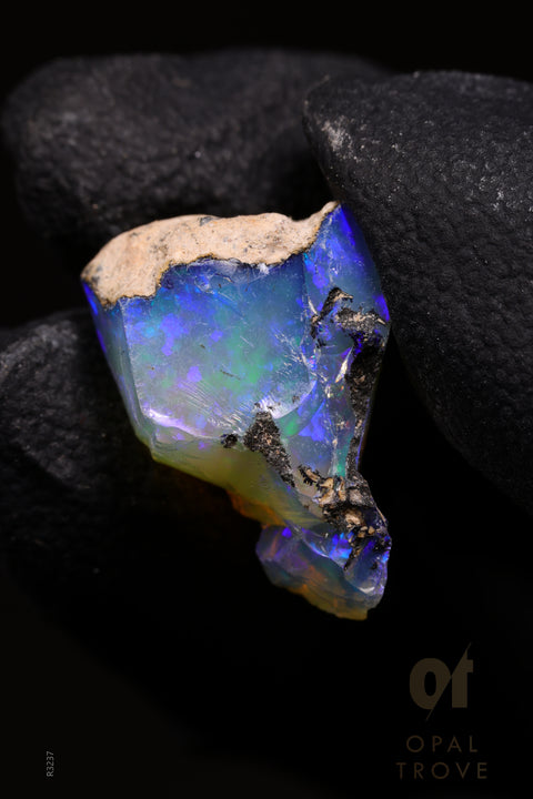 1.83g Rough Ethiopian Jewelry Grade Welo Opal