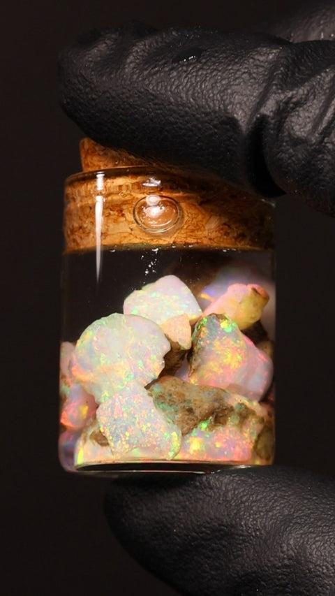 5.00g Chalk Opal Jar