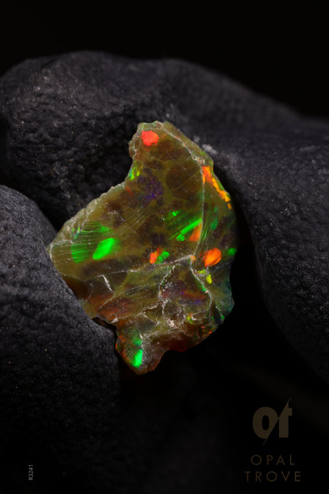 0.53g Rough Ethiopian Jewelry Grade Welo Opal
