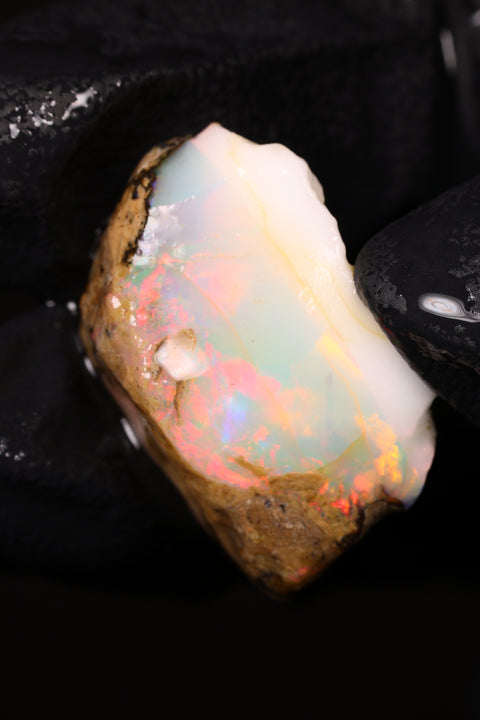 2.92g Chalk Opal