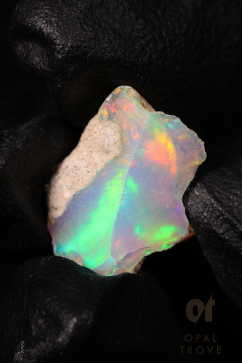 1.07g Rough Ethiopian Jewelry Grade Welo Opal