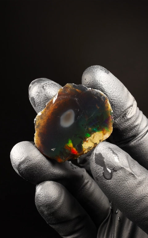 7.46g Rough Specimen