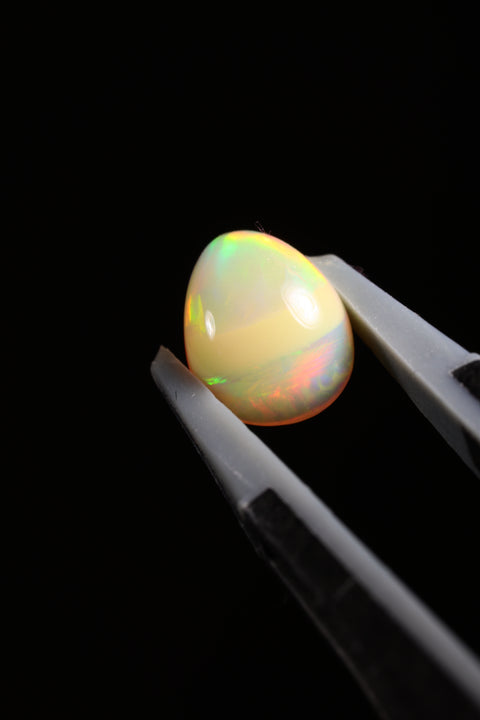 1.35ct Teardrop Cabochon