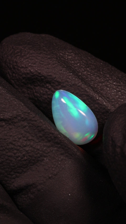 1.36ct Teardrop Cabochon