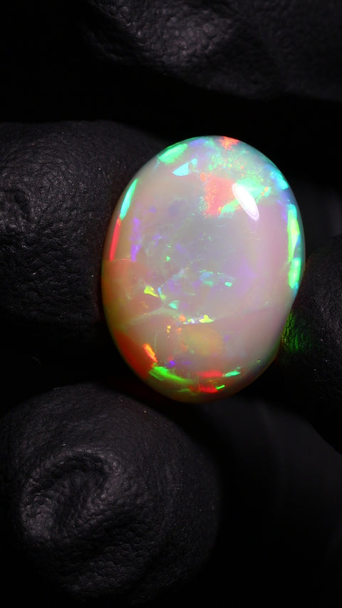 7.65ct Oblong Cabochon