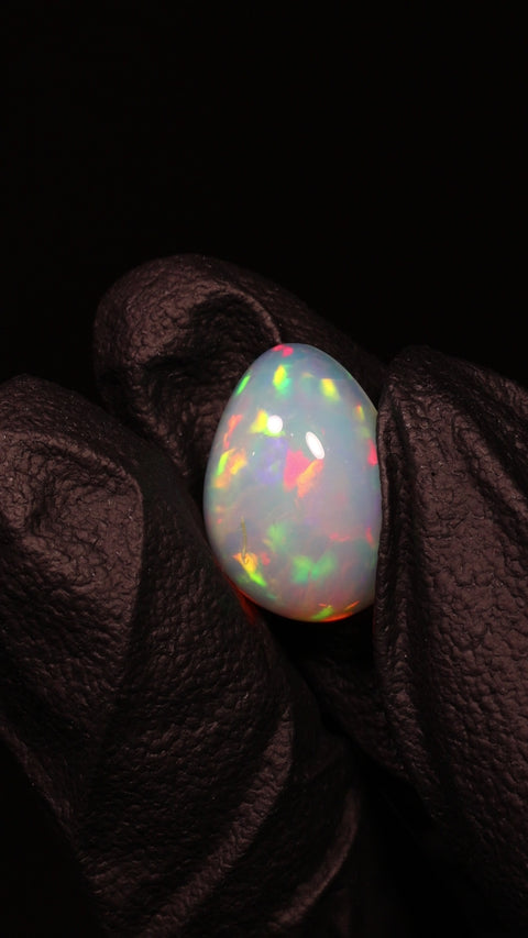 4.90ct Teardrop Cabochon