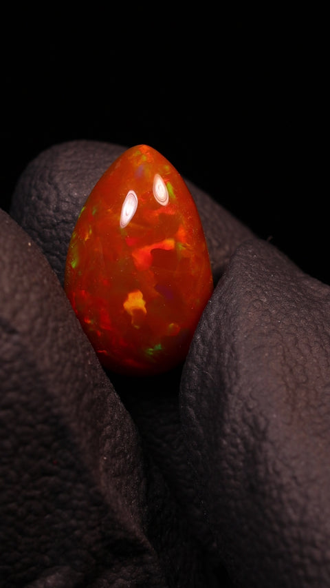 2.80ct Teardrop Cabochon