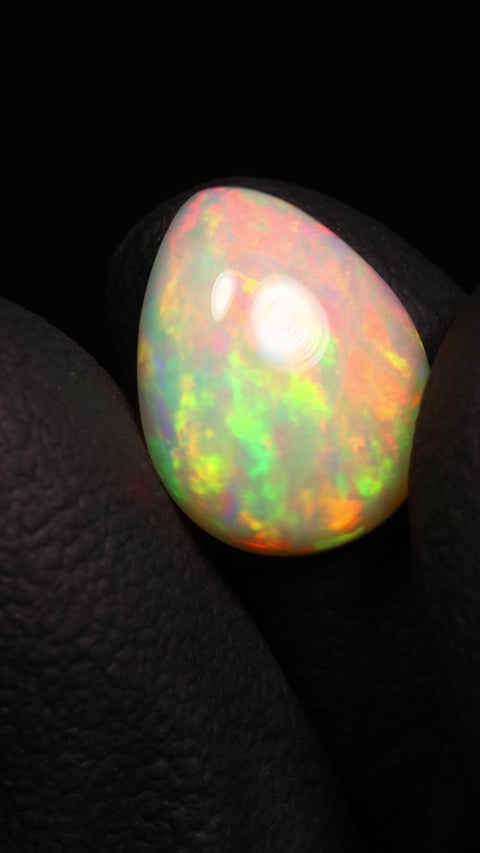 3.40ct Teardrop Cabochon