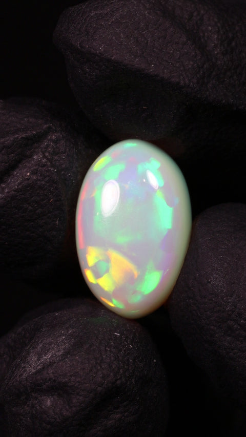 6.85ct Oval Cabochon