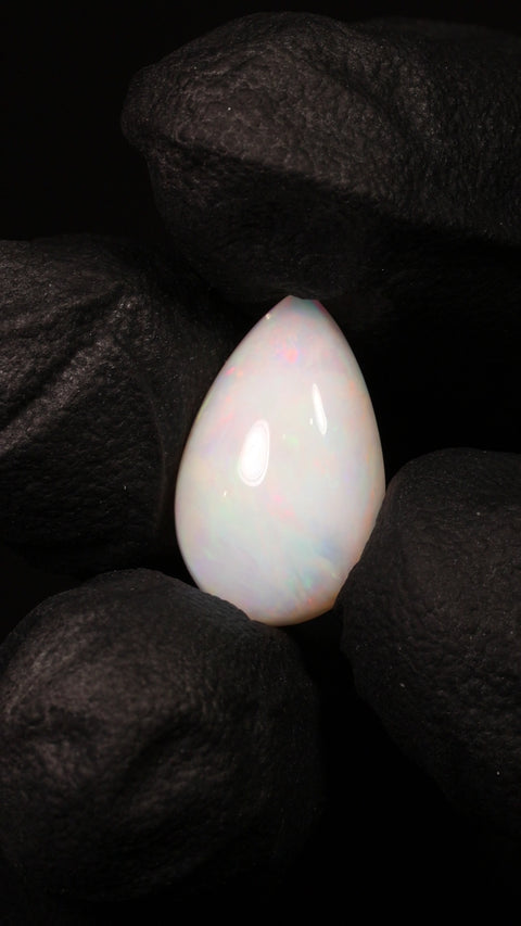 4.42ct Teardrop Cabochon