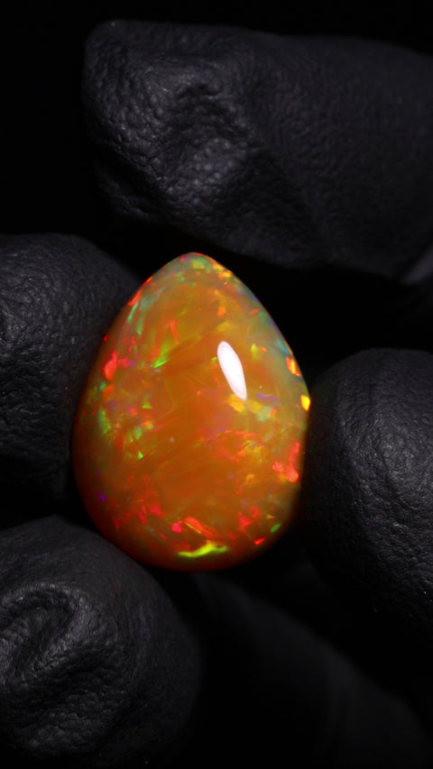 8.40ct Teardrop Cabochon
