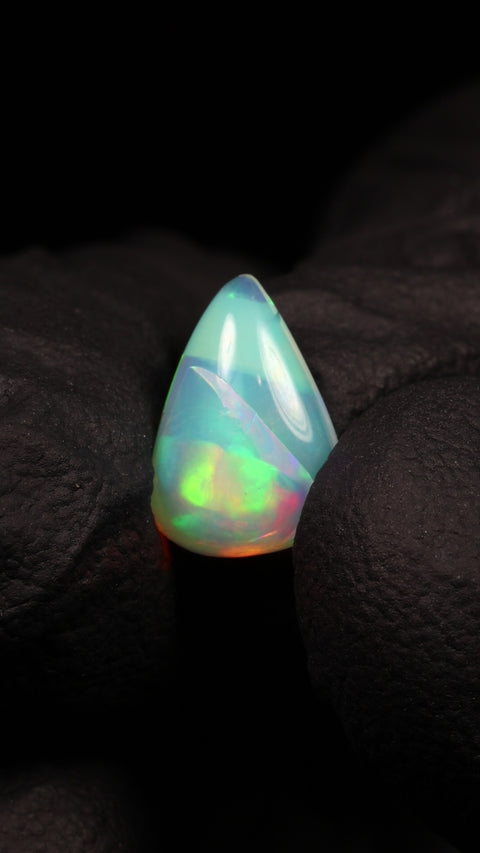 1.63ct Teardrop Cabochon