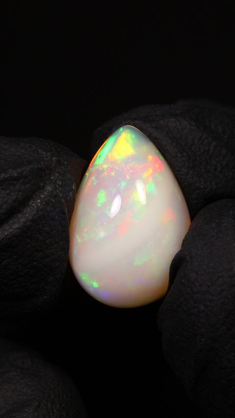 8.10ct Teardrop Cabochon