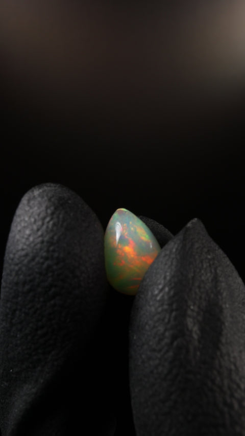 1.58ct Polished Teardrop Cabochon